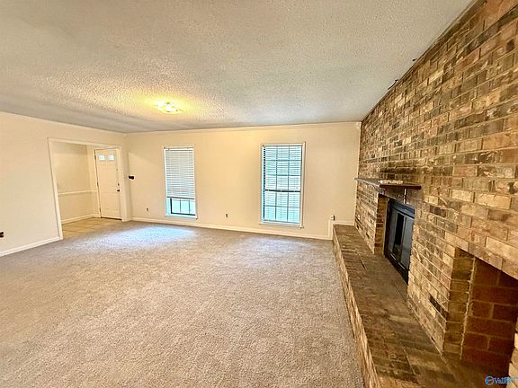 3rd image of 503 Misty Ln
