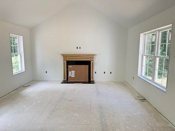 5th image of 260 Hunt Rd #A