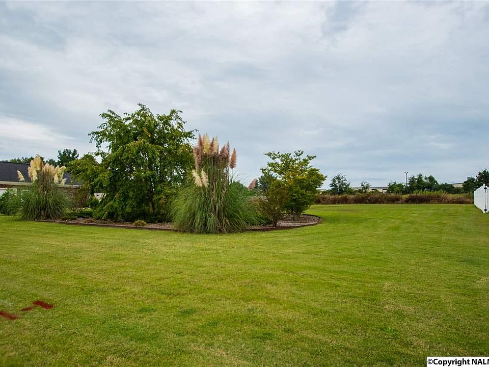 2nd image of 242 Wes Ashley Dr