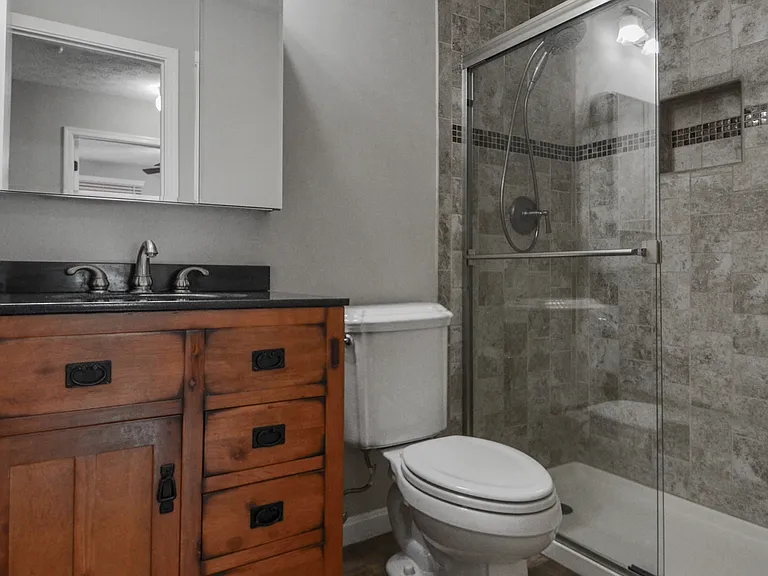 1567 Meadow Hill Ct — Photo 18