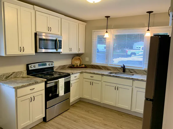 9 Pleasant St #9B, Vernon Rockville, CT 06066