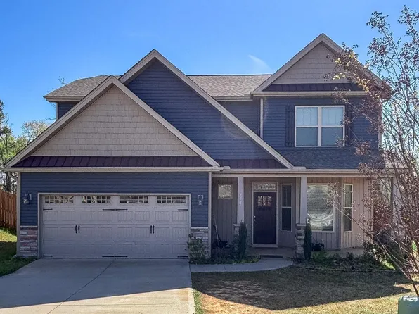 793 Silver Pines Ln, Duncan, SC 29334