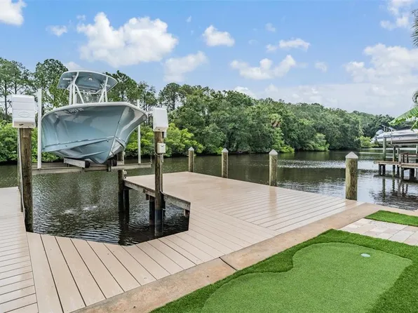 3945 Doral Dr, Tampa, FL 33634