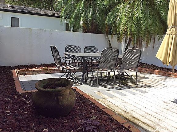 4th image of 5486 San Luis Dr