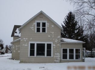 38 E Mill Rd, Gibbon, MN 55335