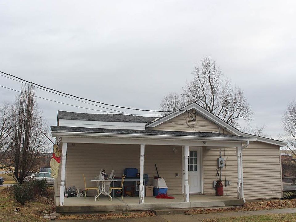 1st image of 9069 Heritage Ct