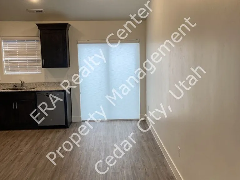 2334 N 450 W — Photo 3