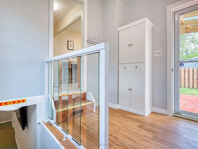 84 Lincoln Ave — Photo 16