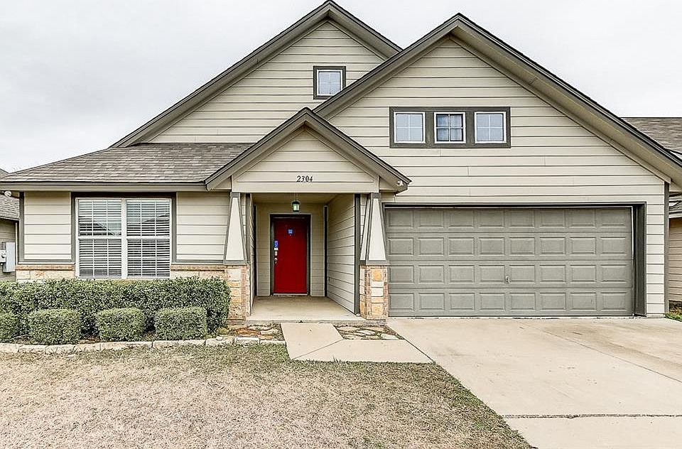 1st image of 2304 Arrowhead Dr