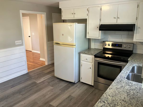 82 Cowesett Ave #80