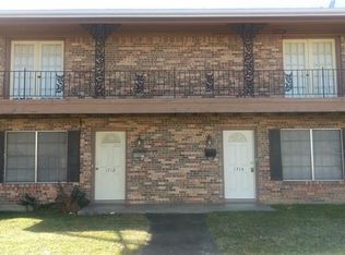 1712 N Travis St, Sherman, TX 75092