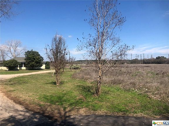 2nd image of 19335 Marbach Ln
