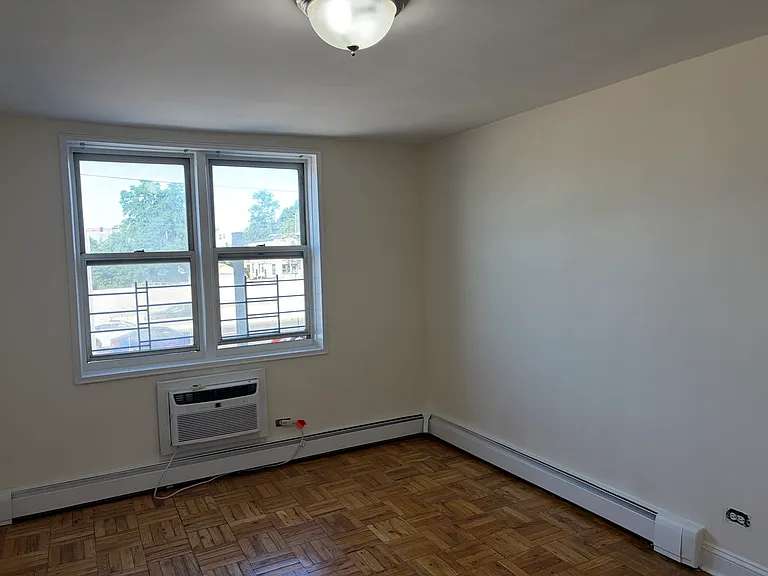 8625 Van Wyck Expy #226 — Photo 5