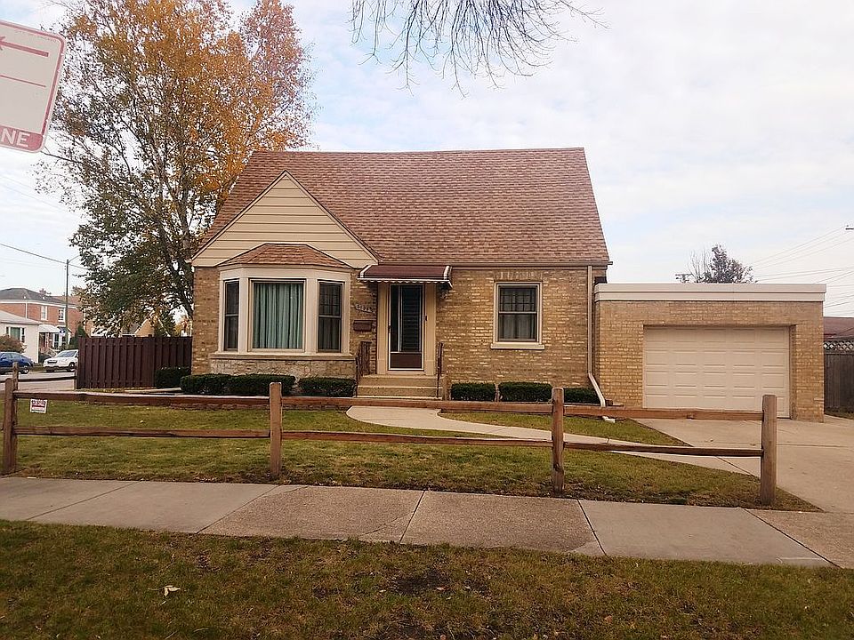 1st image of 5155 N Neenah Ave