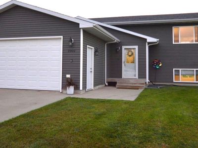 2002 Miller Ln, Aberdeen City, SD, 57401