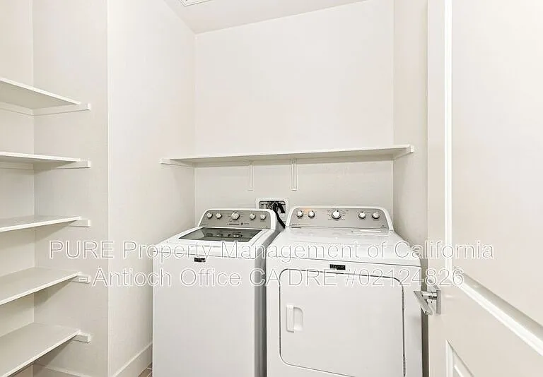 233 Cold Creek Dr — Photo 15
