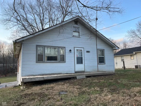412 S Main St, Martinsville, IN 46151