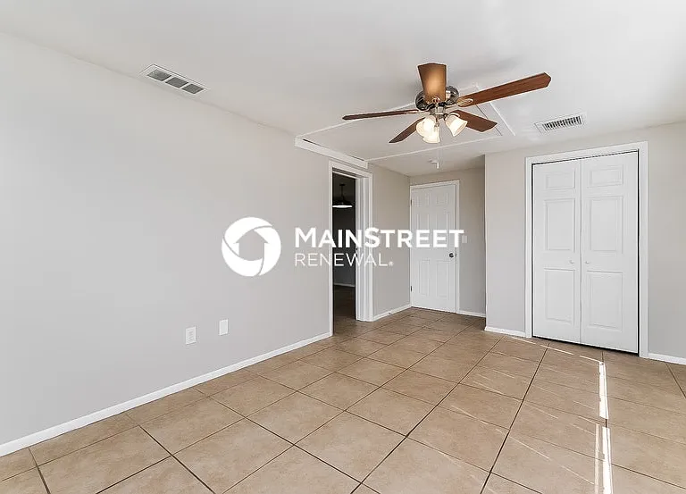 3542 Wiltshire Dr — Photo 10