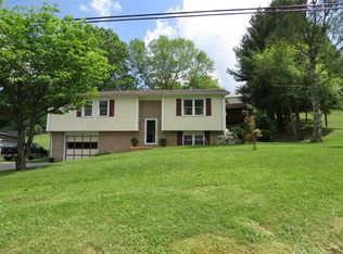 298 Clear Fork Rd, Tazewell, VA 24651