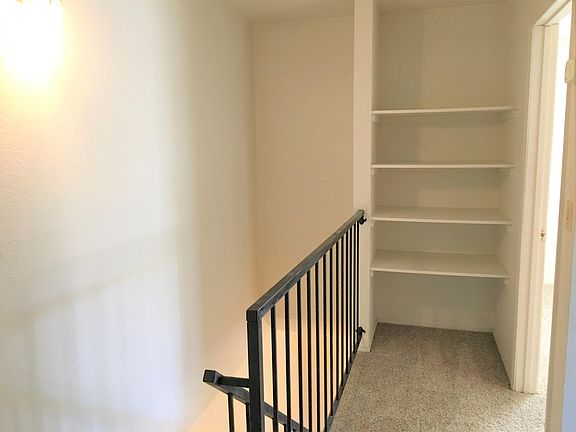 4th image of 488 Wiltsey Ave APT A