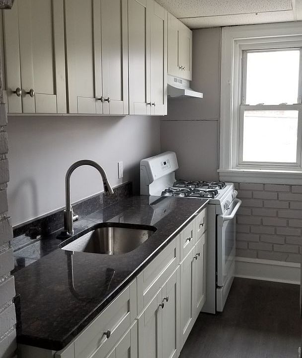 1st image of 4829 N Hutchinson St