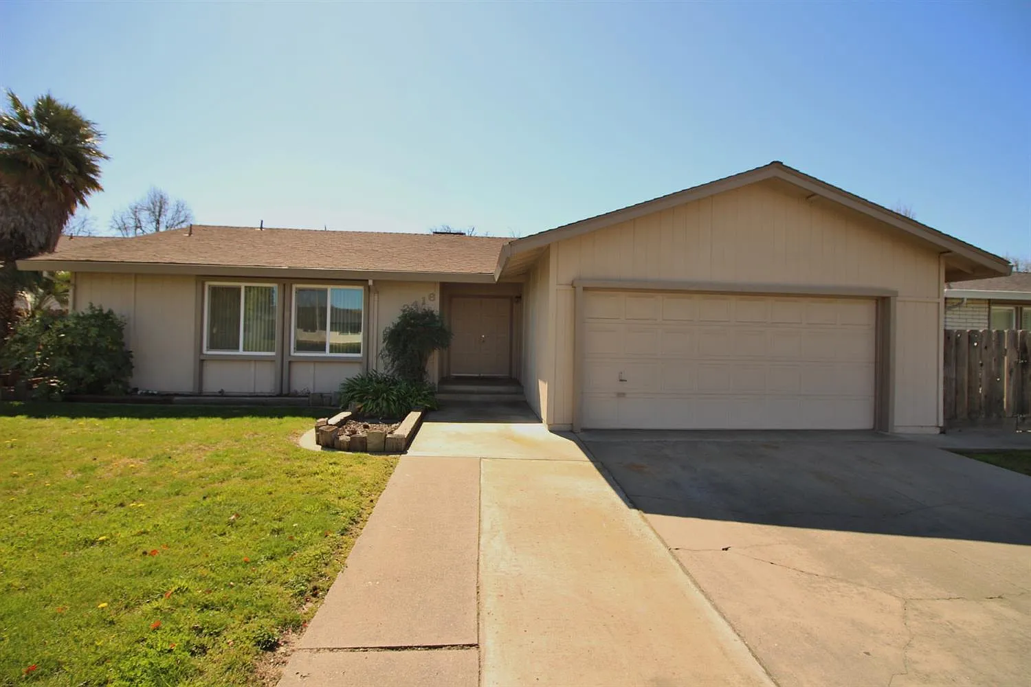 2416 Riedel Way photo 1