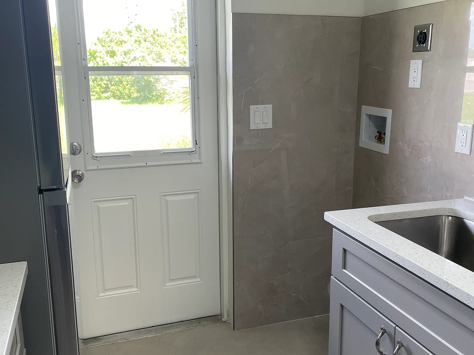 1 bed, 700 sqft, $1,750 — Photo 4