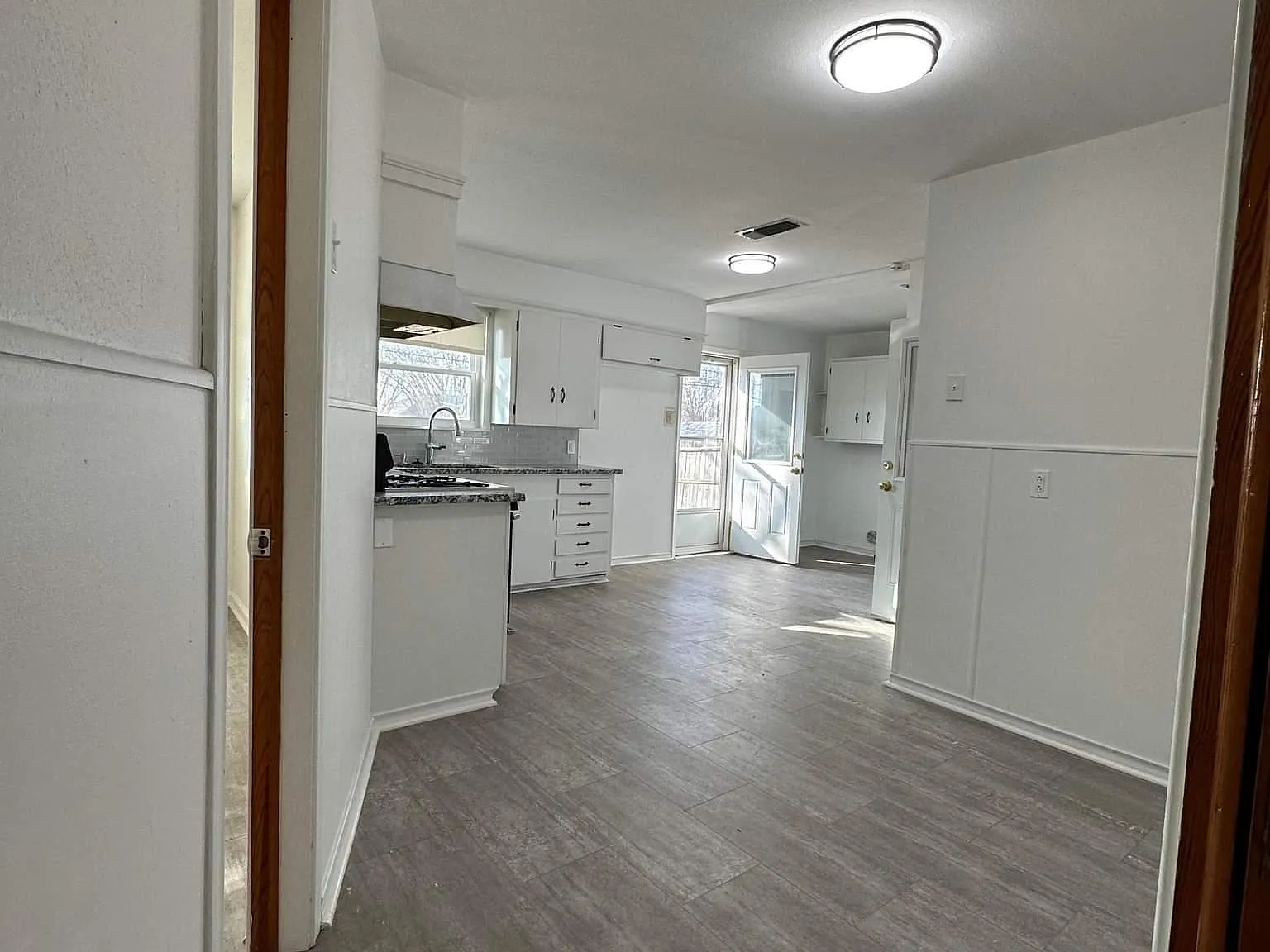3603 Briscoe St — Photo 3