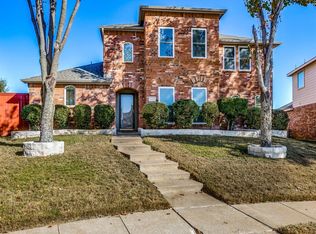 1424 Prairie Dr, Lancaster, TX 75146