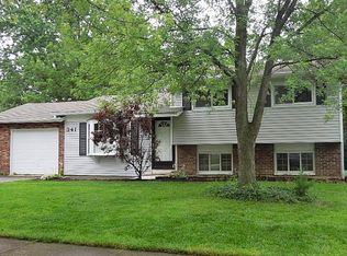 341 Greencrest Dr, Bolingbrook, IL 60440