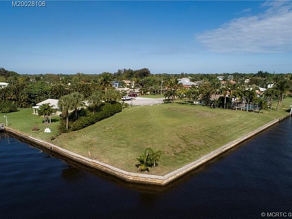 2nd image of 2832 NW Saint Lucie Ln