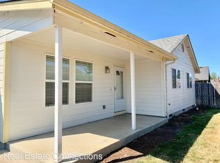 369 Morse Ave, Creswell, OR 97426