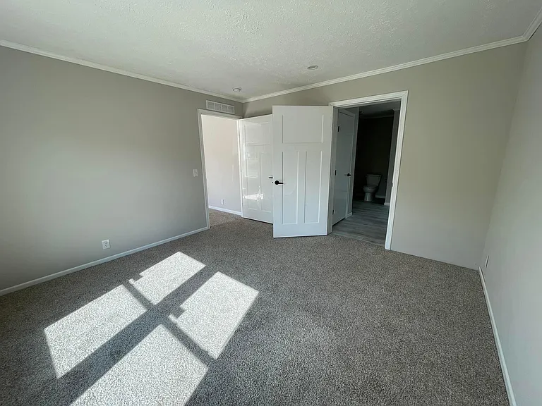710 Spangler Dr — Photo 10