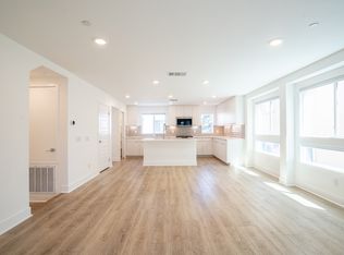 5257 Bainbridge Pl, Valley Village, CA 91607