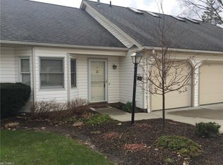 775 Hampton Cir #2, Aurora, OH 44202