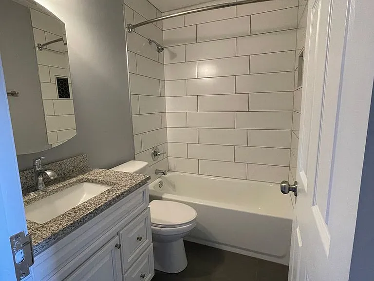 Bexvie Village Townhomes — Photo 36