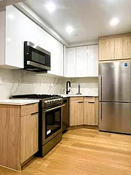 116-17 Grosvenor Lane, #1A