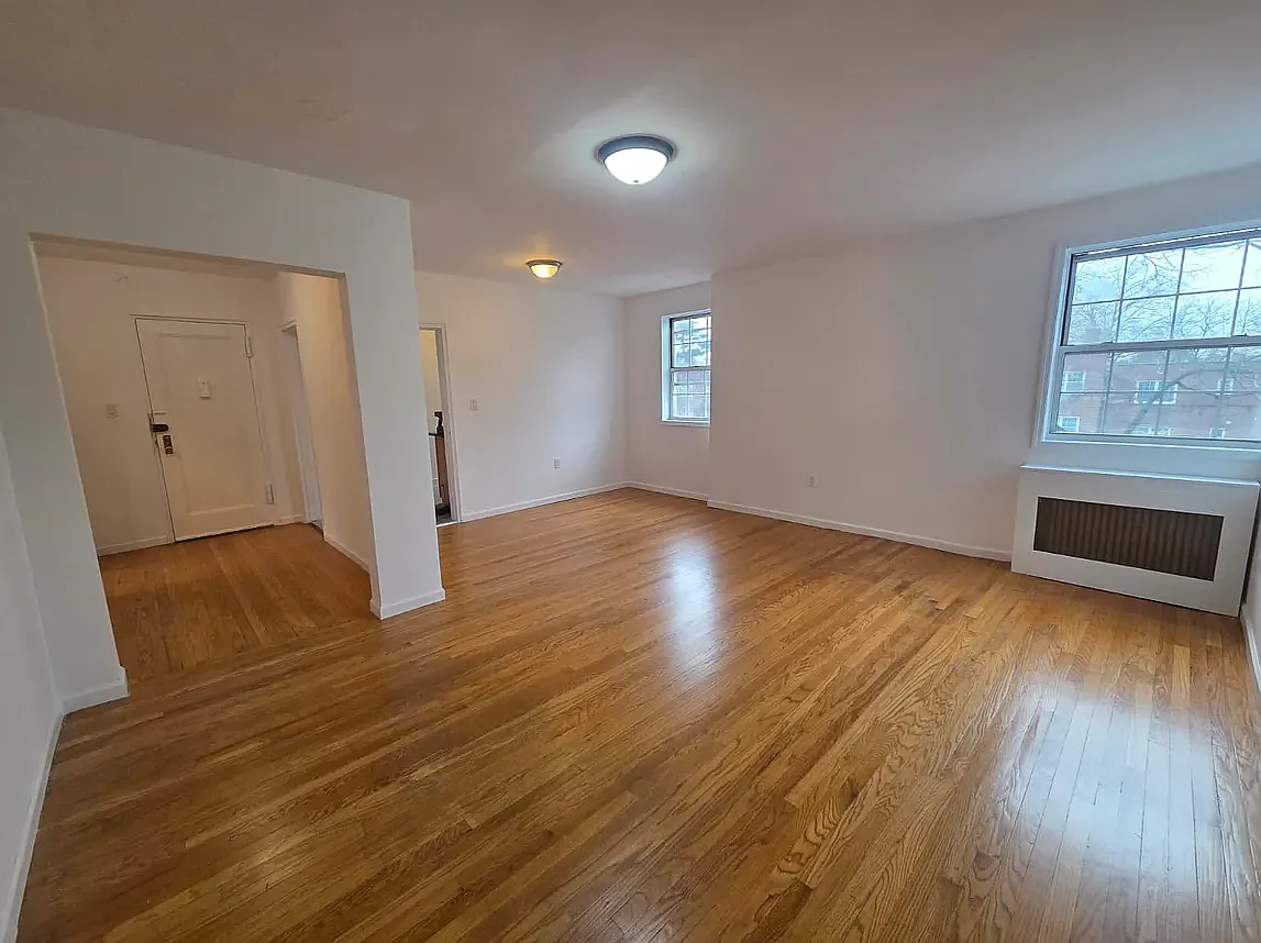 47 Crescent Avenue — Photo 1