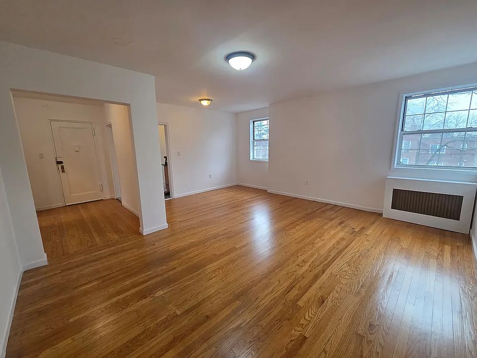 1st image of 47 Crescent Ave #2