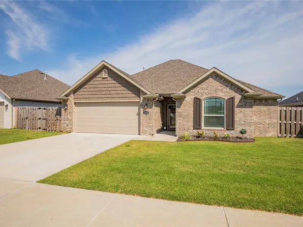 4836 W Monaco Bnd, Fayetteville, AR 72704
