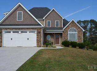 1083 Autumn Run Dr, Forest, VA 24551