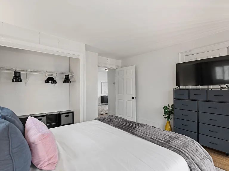 108 Pharis St #1 — Photo 24