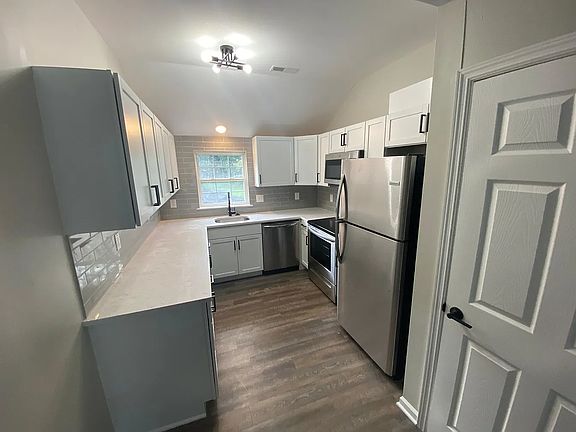 3rd image of 9677 Jamison Rd