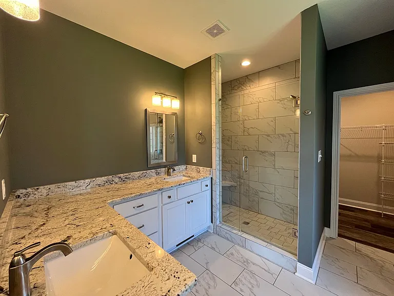 557 Dexter Dr — Photo 20