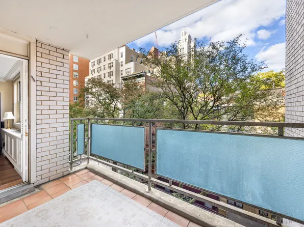 222 East 80th Street image 4 of 8