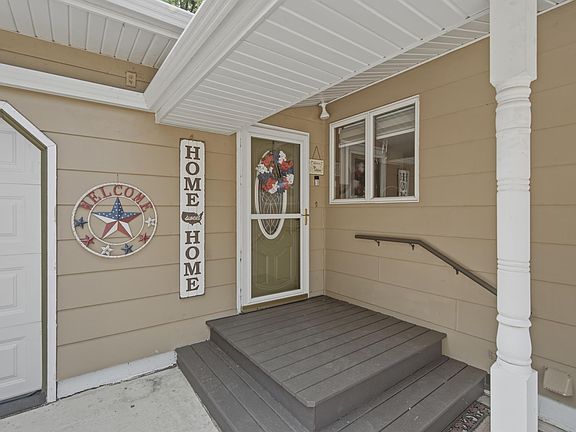 5th image of 807 E Elder St