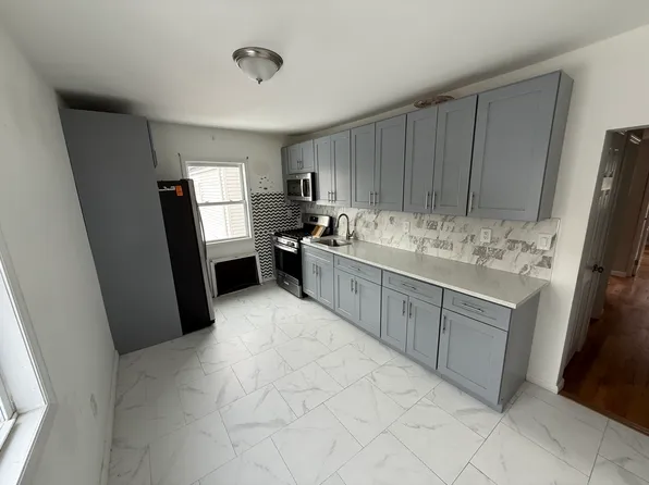 11521 222nd St Floor 2, Cambria Heights, NY 11411