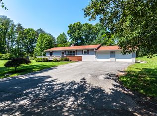 351 Old Emory Rd, Clinton, TN 37716