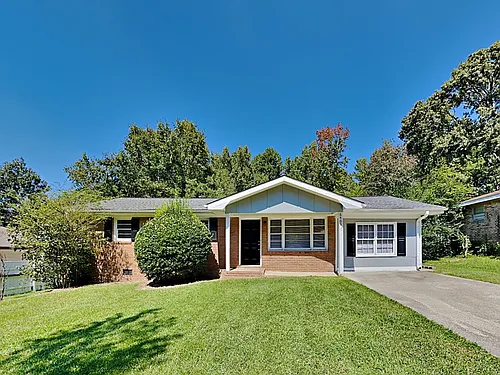 6403 Kensington Ct Photo 1