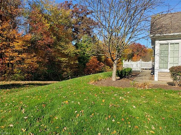 3rd image of 164 Shaw Dr
